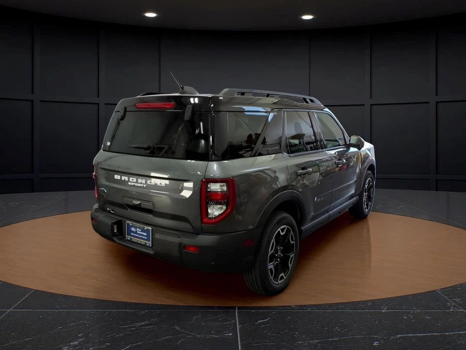2025 Ford Bronco Sport - Image 6 of 21