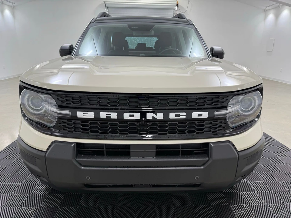 2025 Ford Bronco Sport - Image 3 of 21