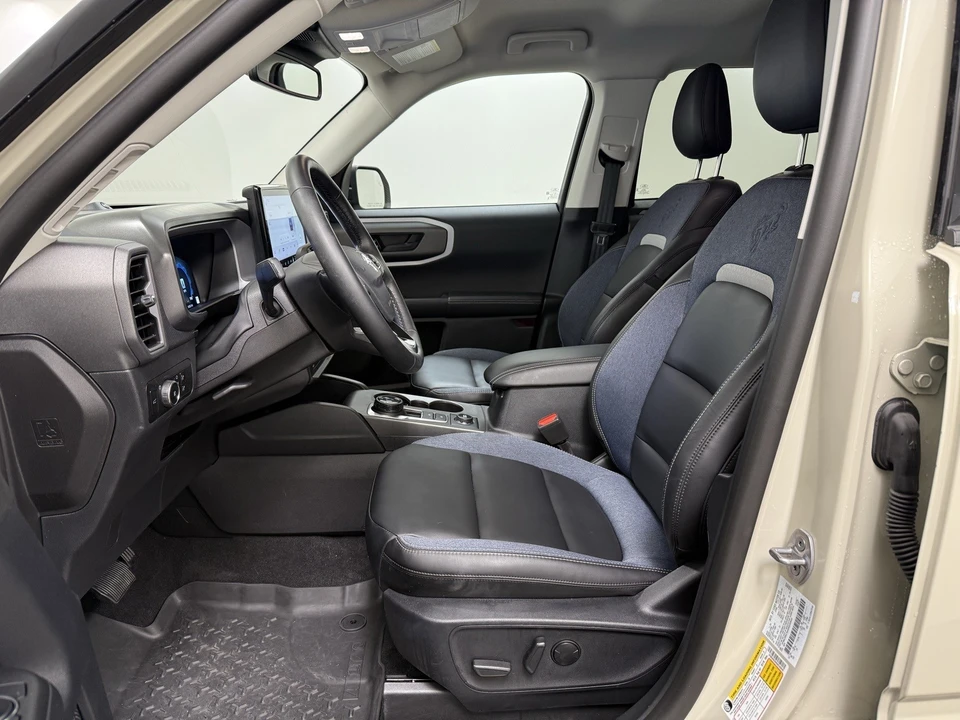 2025 Ford Bronco Sport - Image 15 of 21