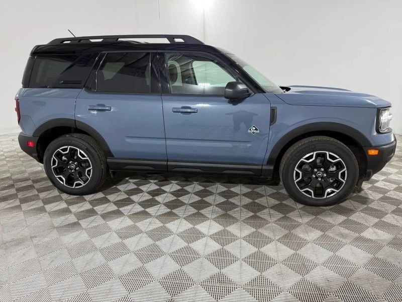 2025 Ford Bronco Sport - Image 9 of 12