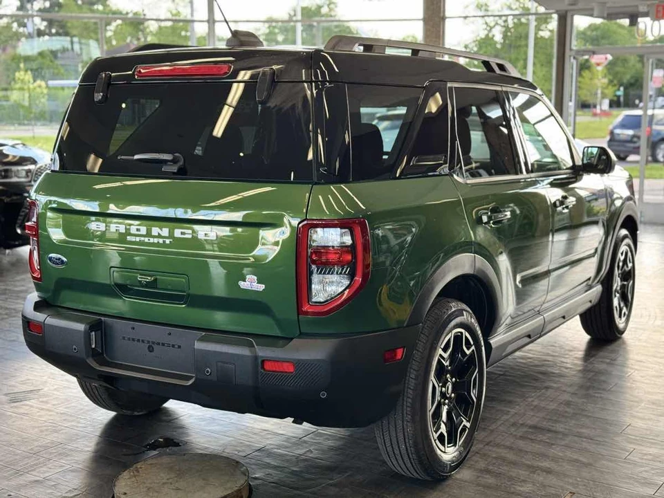 2025 Ford Bronco Sport - Image 5 of 31