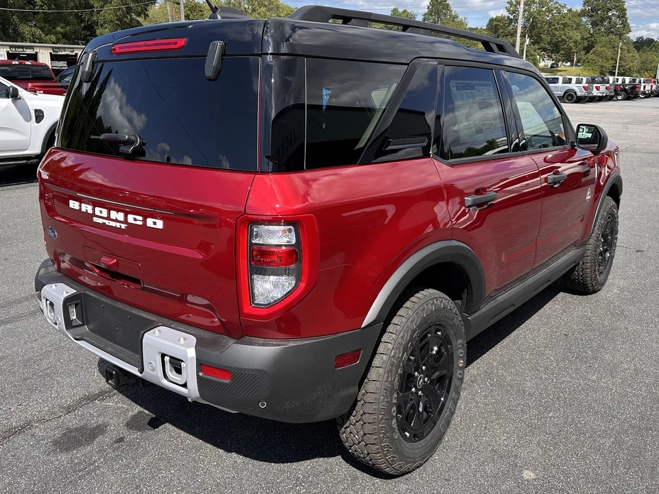 2025 Ford Bronco Sport - Image 6 of 21