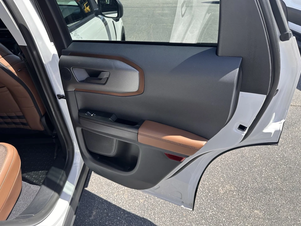 2025 Ford - Image 15 of 31