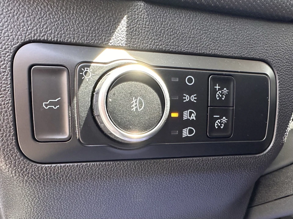 2025 Ford - Image 19 of 31