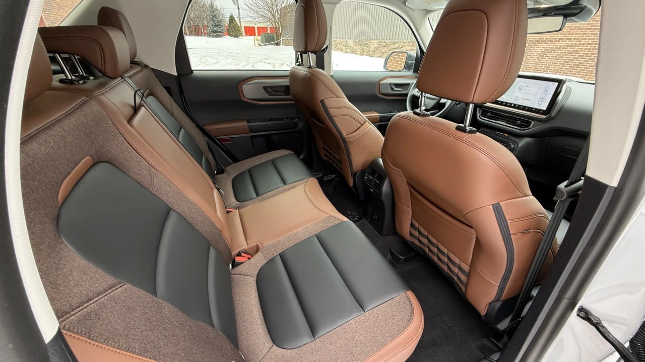 2025 Ford Bronco Sport - Image 19 of 21