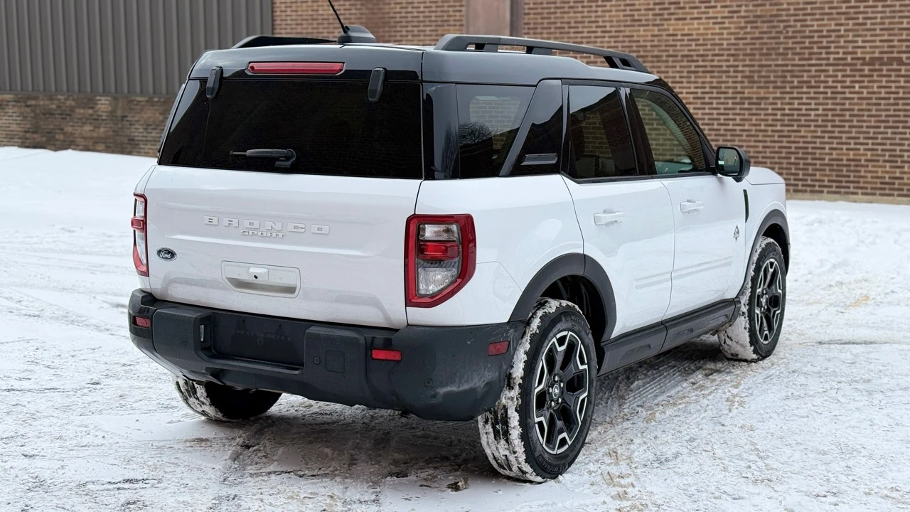 2025 Ford Bronco Sport - Image 7 of 21