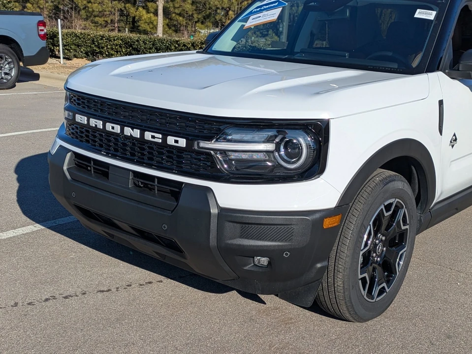 2025 Ford Bronco Sport - Image 10 of 12