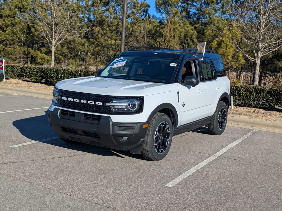 2025 Ford Bronco Sport - Image 8 of 12
