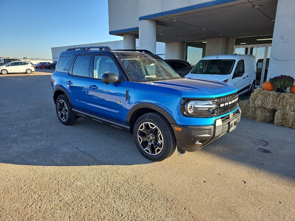 2025 Ford Bronco Sport - Image 2 of 21