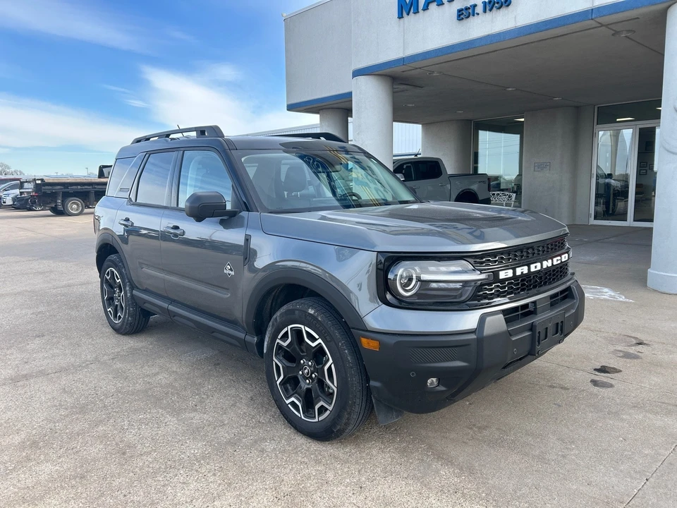 2025 Ford Bronco Sport - Image 2 of 12