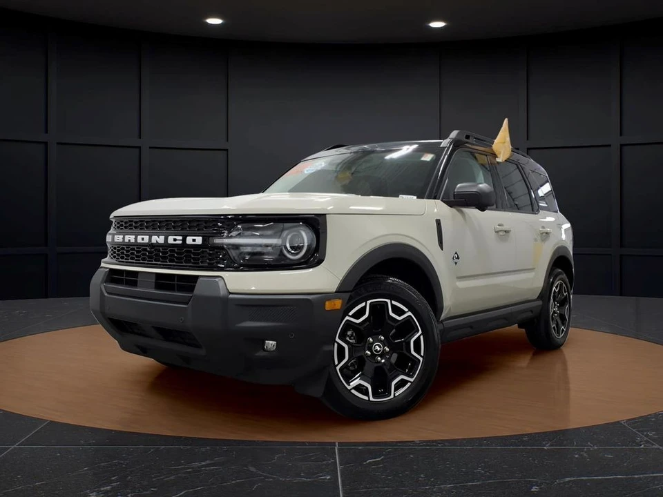 2025 Ford Bronco Sport - Image 3 of 26