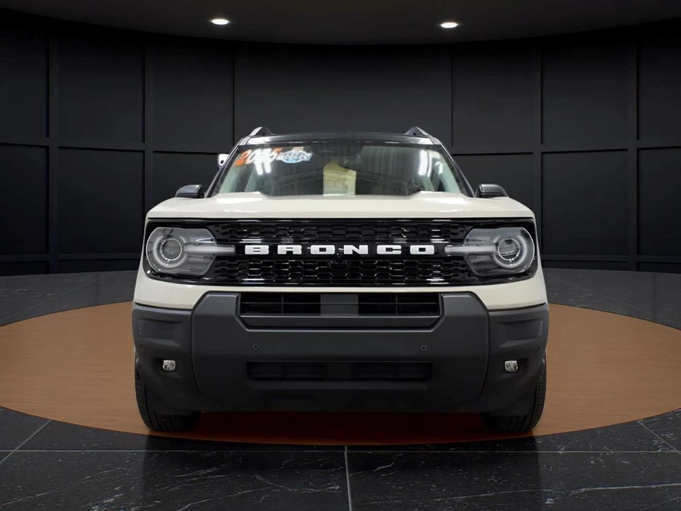 2025 Ford Bronco Sport - Image 2 of 26