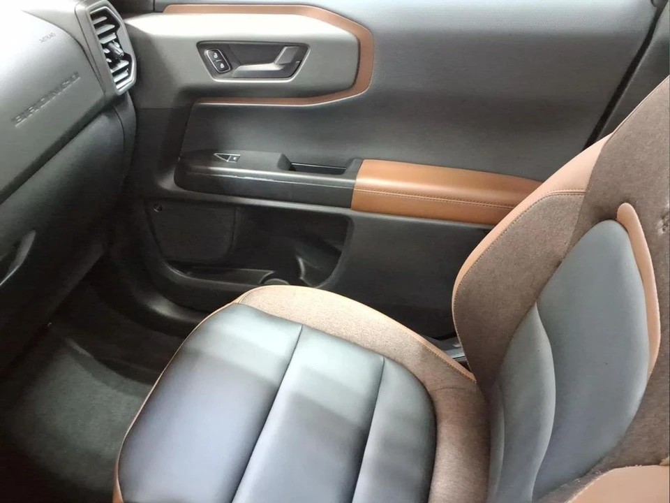 2025 Ford Bronco Sport - Image 22 of 26