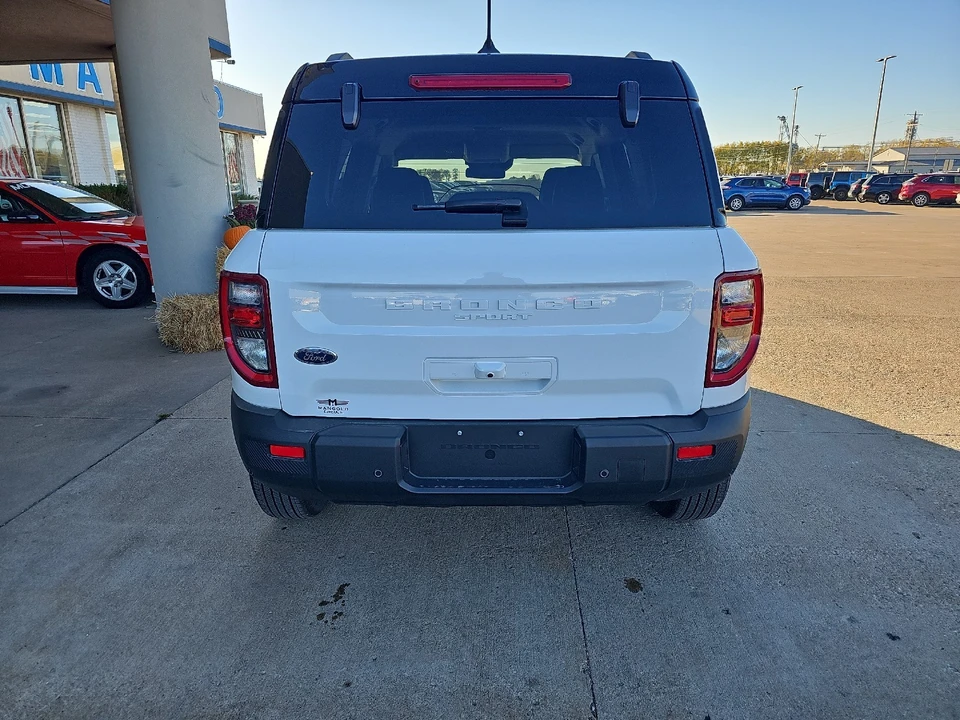 2025 Ford Bronco Sport - Image 10 of 21