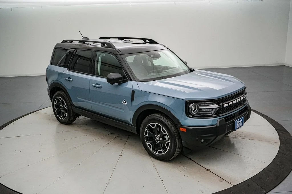 2025 Ford Bronco Sport - Image 2 of 21