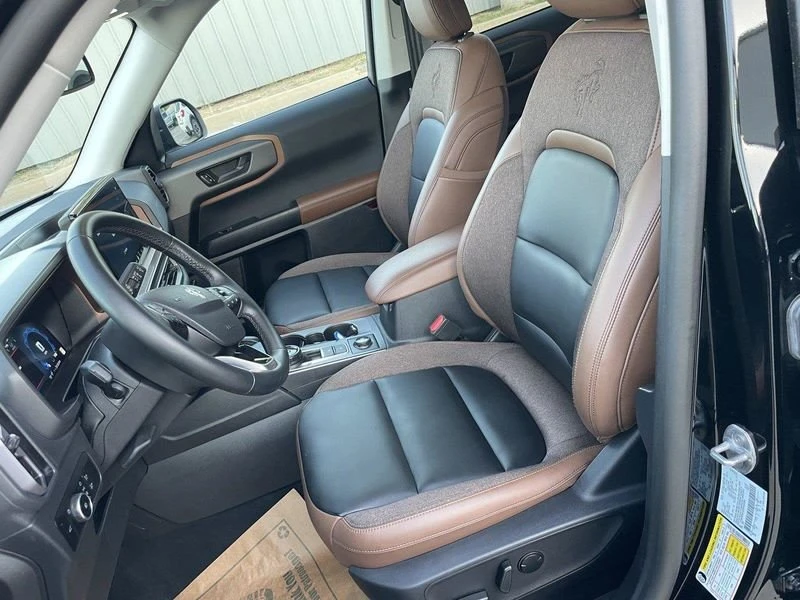 2025 Ford Bronco Sport - Image 9 of 16
