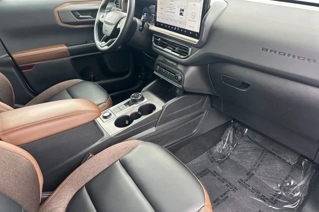 2025 Ford Bronco Sport - Image 15 of 16