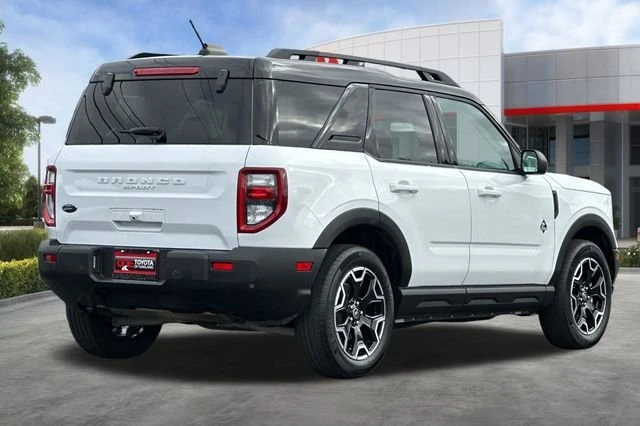 2025 Ford Bronco Sport - Image 3 of 16