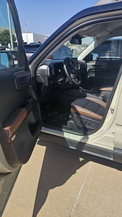 2025 Ford Bronco Sport - Image 3 of 10
