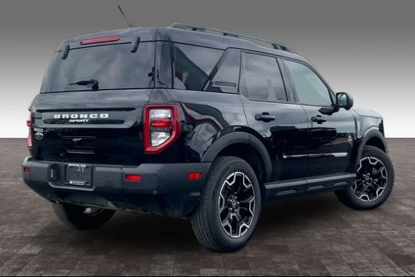 2025 Ford Bronco Sport - Image 4 of 18