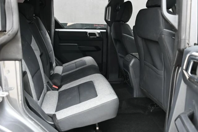 2025 Ford Bronco Sport - Image 17 of 20