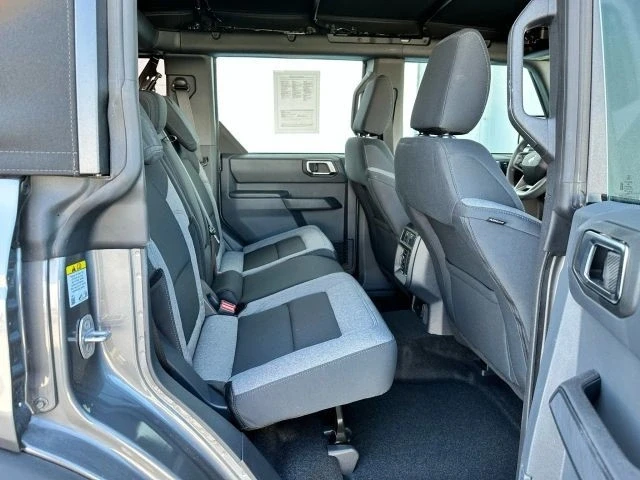 2025 Ford Bronco Sport - Image 14 of 21