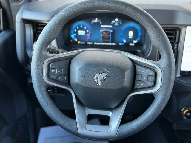 2025 Ford Bronco Sport - Image 18 of 21