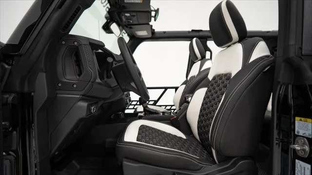 2025 Ford Bronco 6th Gen - Image 14 of 21