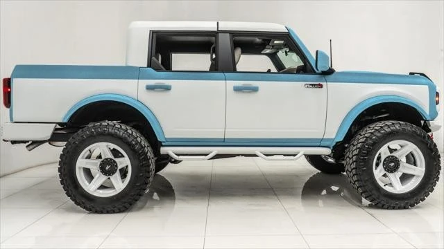 2025 Ford Bronco 6th Gen - Image 19 of 21