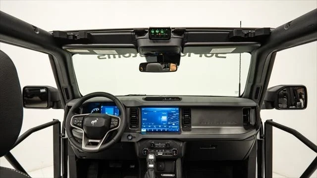 2025 Ford Bronco 6th Gen - Image 15 of 18