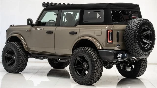 2025 Ford Bronco 6th Gen - Image 14 of 21