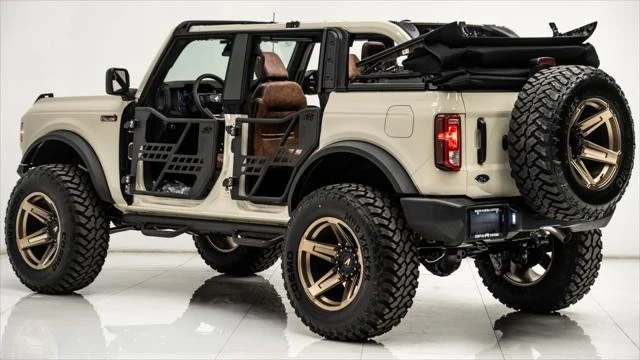 2025 Ford Bronco 6th Gen - Image 9 of 21