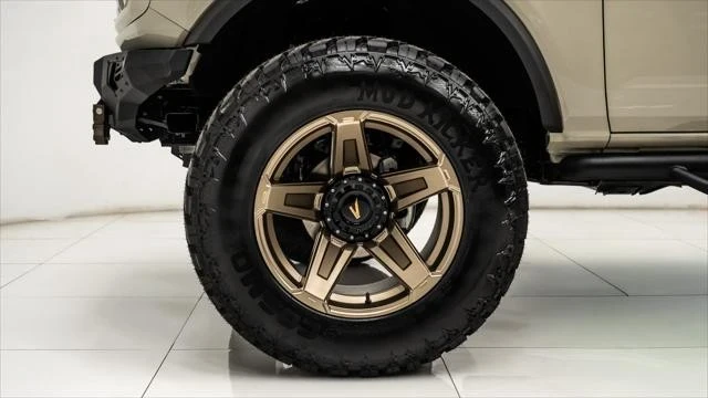 2025 Ford Bronco 6th Gen - Image 17 of 21