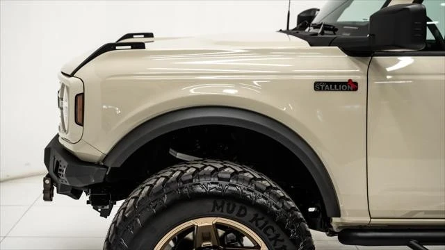 2025 Ford Bronco 6th Gen - Image 18 of 21