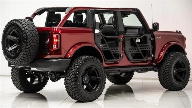 2025 Ford Bronco 6th Gen - Image 14 of 21