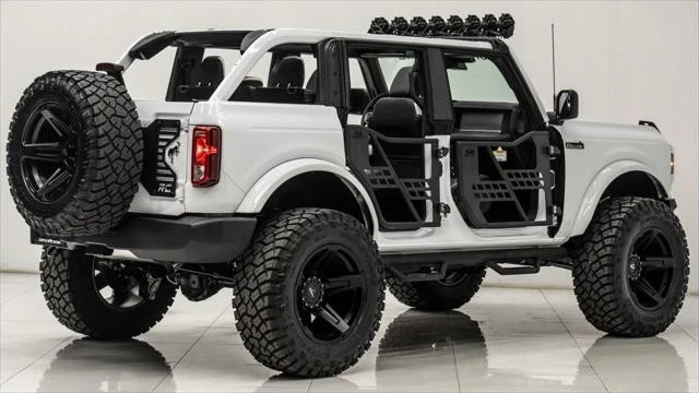 2025 Ford Bronco 6th Gen - Image 13 of 21