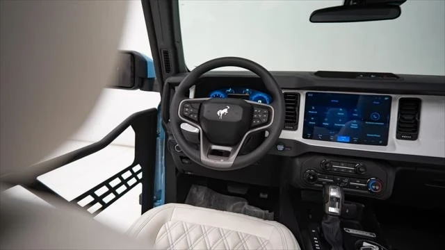 2025 Ford Bronco 6th Gen - Image 15 of 21