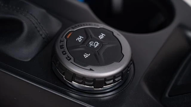 2025 Ford Bronco 6th Gen - Image 20 of 21