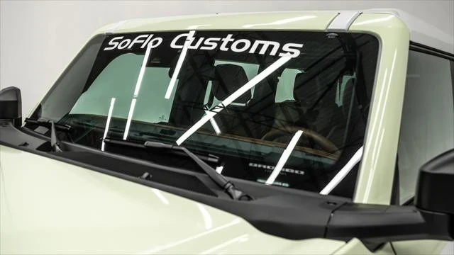 2025 Ford Bronco 6th Gen - Image 15 of 21