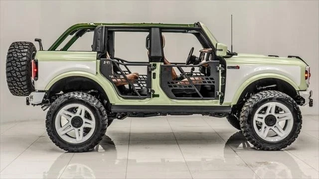 2025 Ford Bronco 6th Gen - Image 16 of 21