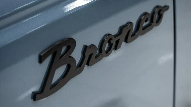 2025 Ford Bronco 6th Gen - Image 17 of 21