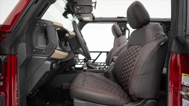2025 Ford Bronco 6th Gen - Image 13 of 18