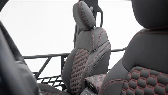 2025 Ford Bronco 6th Gen - Image 15 of 18