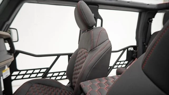 2025 Ford Bronco 6th Gen - Image 14 of 18