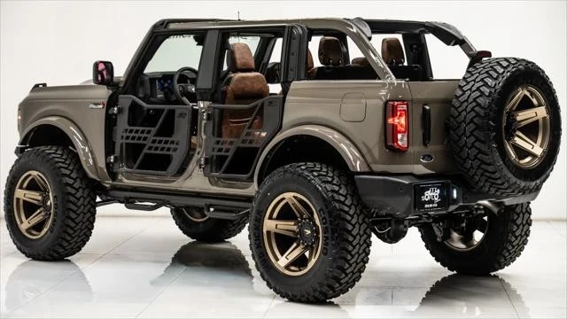 2025 Ford Bronco 6th Gen - Image 2 of 21