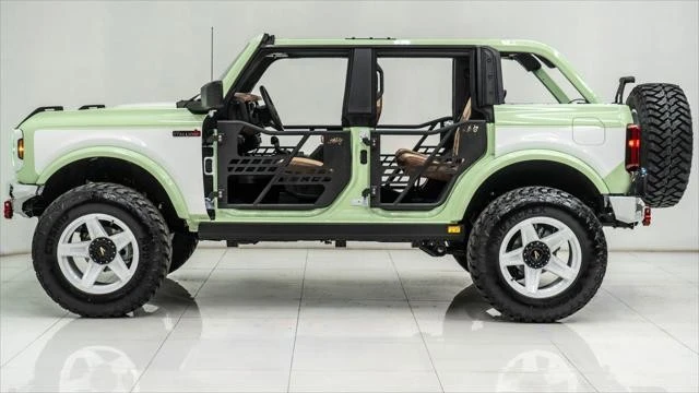 2025 Ford Bronco 6th Gen - Image 12 of 21