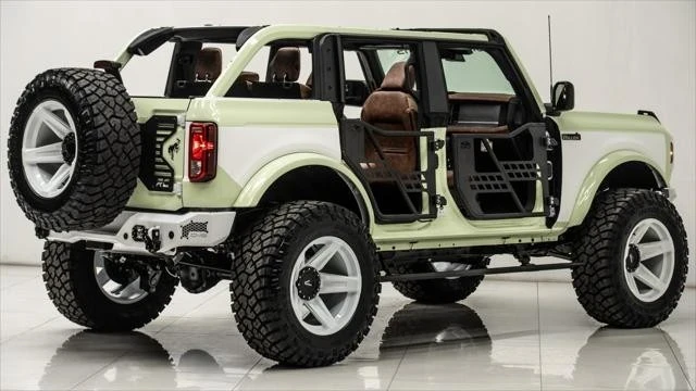 2025 Ford Bronco 6th Gen - Image 5 of 21