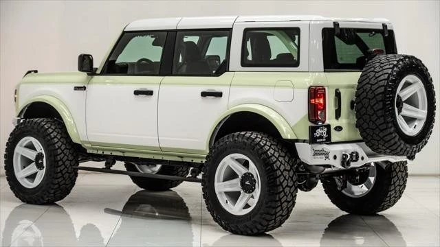 2025 Ford Bronco 6th Gen - Image 10 of 21