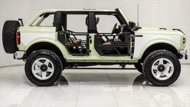2025 Ford Bronco 6th Gen - Image 4 of 21