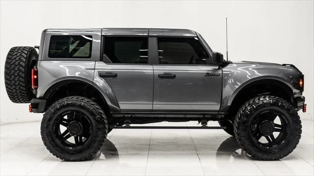 2025 Ford Bronco 6th Gen - Image 17 of 21
